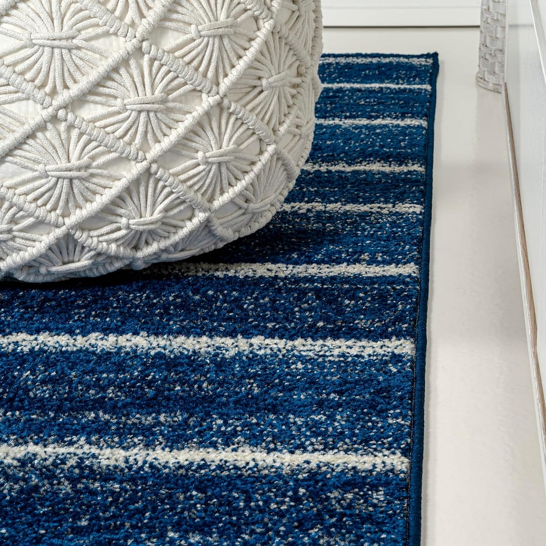 JONATHAN Y MOH201C-5 Williamsburg Minimalist Stripe Area Rug, Contemporary, Modern, Bohemian, Scandinavian, Rustic for Living Room, Dining Room, Bedroom, Kitchen, Navy/Cream, 5 X 8
